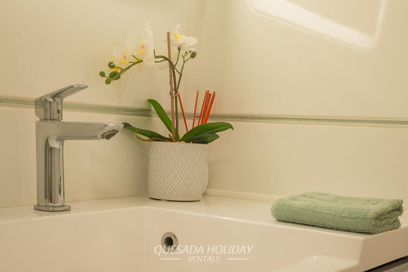 Appartamento La Perla Seaview & Pool Levante